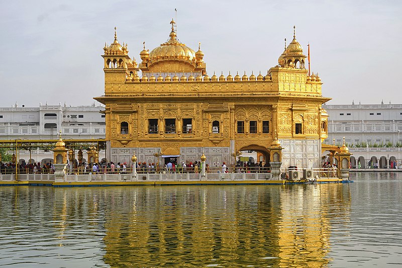 Flight from Delhi to Amritsar